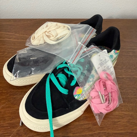 Adidas x Arizona Iced Tea Shoes-New - Picture 2 of 4